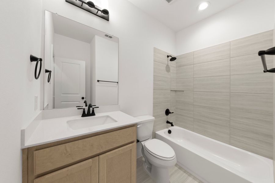 Representative furnished interior of a home built from the Honor by Rockwell Homes in Creekside, Royse City (Image 22).