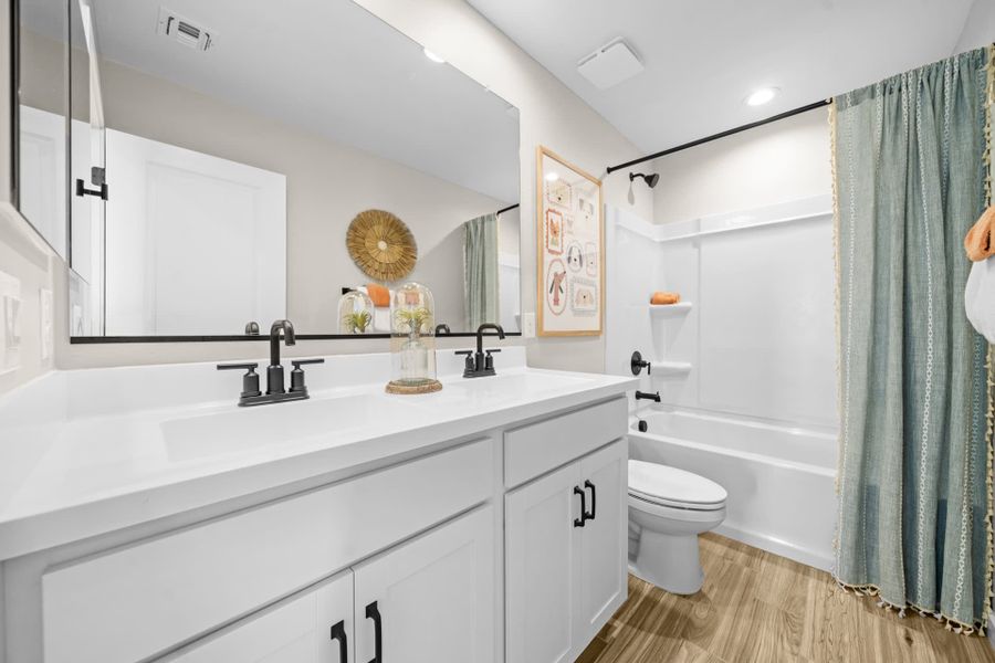 Bathroom 3 | Skyline Floorplan | Elara at Moonlight | New Homes in Maricopa, AZ by Landsea Homes