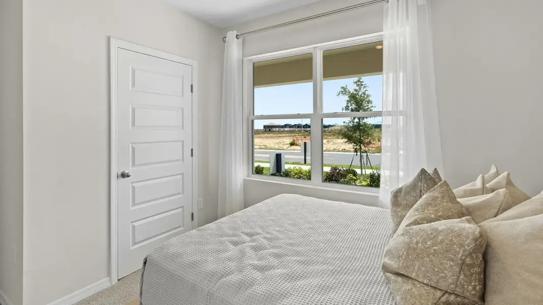 Furnished interior view inside a new home in Hawthorne Ranch, Lakeland (Image 27).