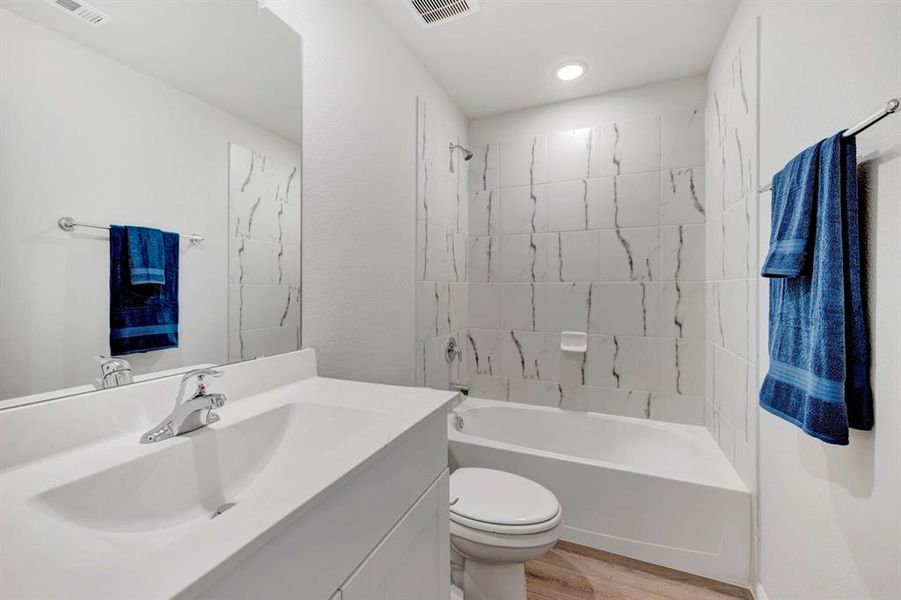 Furnished interior view inside a new home in ValleyBrooke, Mesquite (Image 6). Furnished interior view inside a new home in ValleyBrooke, Mesquite (Image 6).