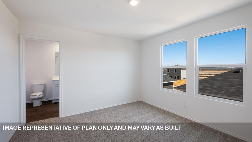 Spacious, unfurnished interior of a new home in Valverde, Bastrop (Image 16).