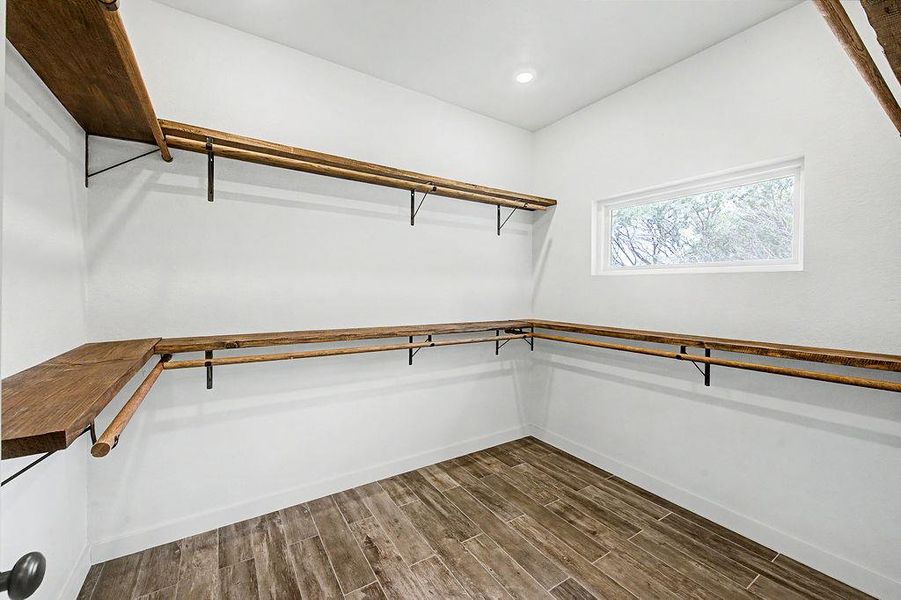 Spacious, unfurnished interior of a new home in , Wimberley (Image 22).