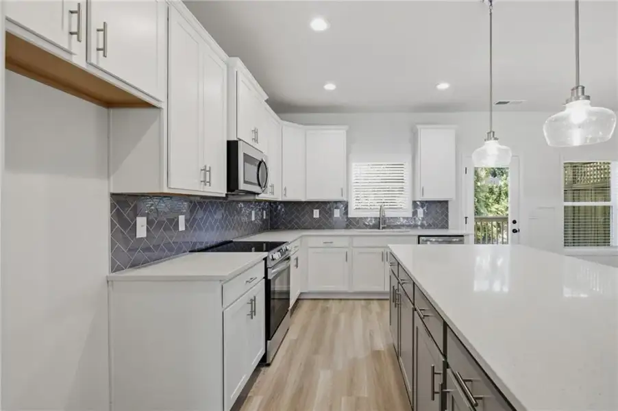 Furnished interior view inside a new home in , Mableton (Image 10).