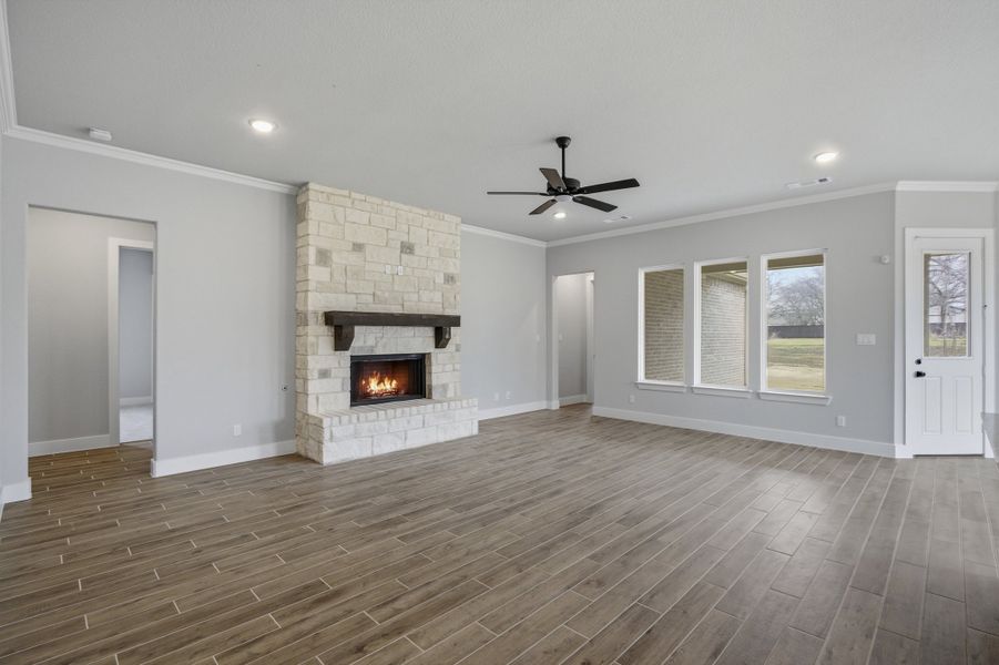 Spacious, unfurnished interior of a new home in Fannin Ranch, Leonard (Image 19). Spacious, unfurnished interior of a new home in Fannin Ranch, Leonard (Image 19).