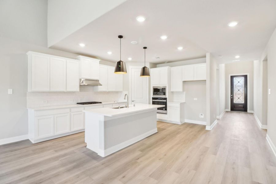 Photo is not of the actual home, but is an inspirational photo of builder’s model home and may depict options, furnishings, and/or decorator features that are not included. Photo is not of the actual home, but is an inspirational photo of builder’s model home and may depict options, furnishings, and/or decorator features that are not included.
