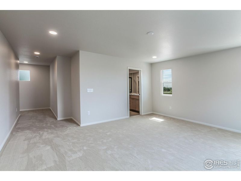 Spacious, unfurnished interior of a new home in , Timnath (Image 31). Spacious, unfurnished interior of a new home in , Timnath (Image 31).