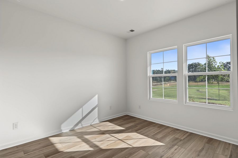 Spacious, unfurnished interior of a new home in Garden Grove, Conway (Image 17).