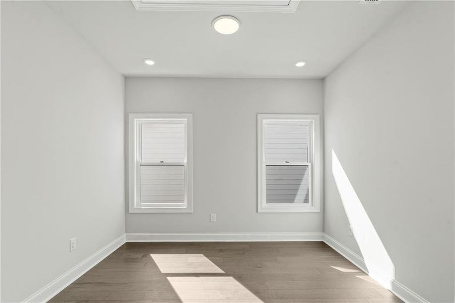 Spacious, unfurnished interior of a new home in Waterhaven, Cumming (Image 22).
