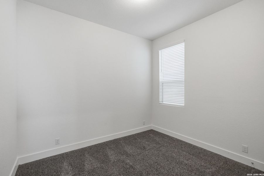Spacious, unfurnished interior of a new home in Prominence, San Antonio (Image 19).