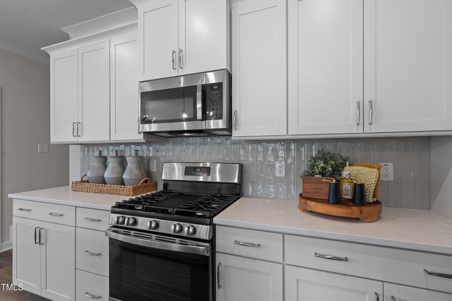 Tredenham 66_Kitchen 4_Model_7.8.24_webr