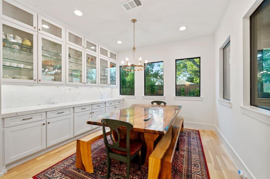 Furnished interior view inside a new home in , Dallas (Image 19). Furnished interior view inside a new home in , Dallas (Image 19).