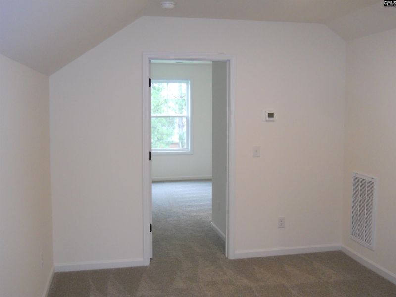 Spacious, unfurnished interior of a new home in Bickley Station, Irmo (Image 25).