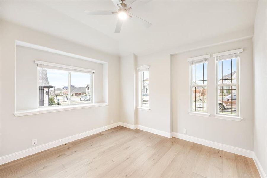 Spacious, unfurnished interior of a new home in Hayes Crossing, Midlothian (Image 34).