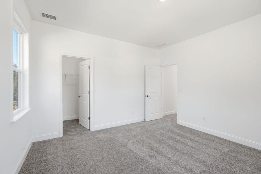 Spacious, unfurnished interior of a new home in Reserve at Hickory Walk, Kennesaw (Image 36).