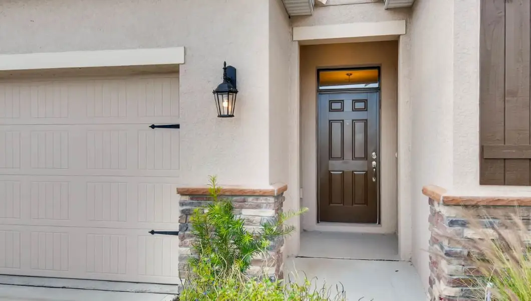 Image 10 of the Preserves at Lakeside Landings community in Winter Haven, FL.