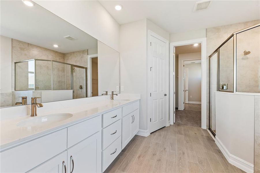 Furnished interior view inside a new home in Coral Lakes - Tradition & Express, Punta Gorda (Image 8).