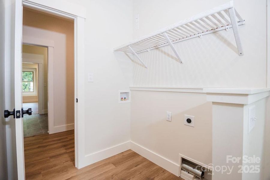 Spacious, unfurnished interior of a new home in , Asheville (Image 15).
