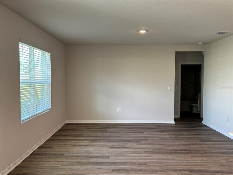 Spacious, unfurnished interior of a new home in Solera at Lakewood Ranch, Lakewood Ranch (Image 18).