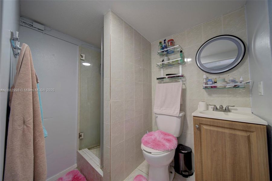 Furnished interior view inside a new home in , Miami (Image 15). Furnished interior view inside a new home in , Miami (Image 15).