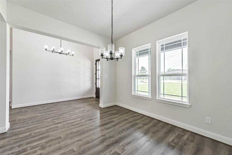 Spacious, unfurnished interior of a new home in , Baytown (Image 33).