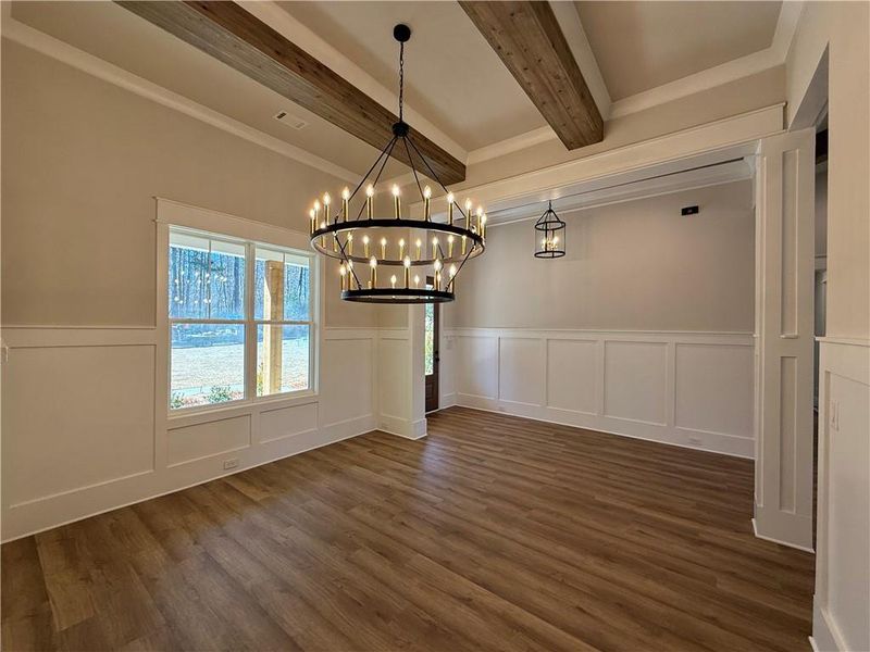Spacious, unfurnished interior of a new home in , Athens (Image 49). Spacious, unfurnished interior of a new home in , Athens (Image 49).