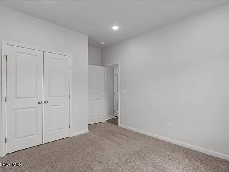 Spacious, unfurnished interior of a new home in Portrait Hills, Aiken (Image 8).