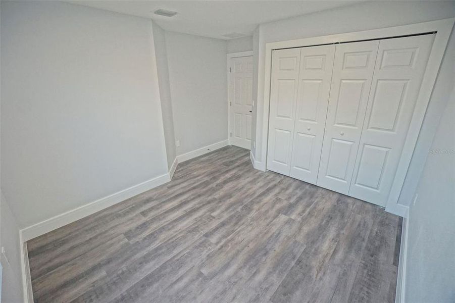 Spacious, unfurnished interior of a new home in , Lakeland (Image 15).