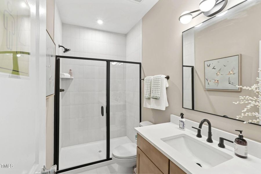 Twinleaf Townes_Piper Model_Bath 1_6.27. Twinleaf Townes_Piper Model_Bath 1_6.27.