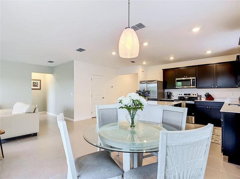 Furnished interior view inside a new home in Caloosa Cove, Labelle (Image 15).