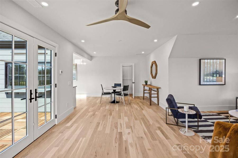 Loft Area or 4th Bedroom