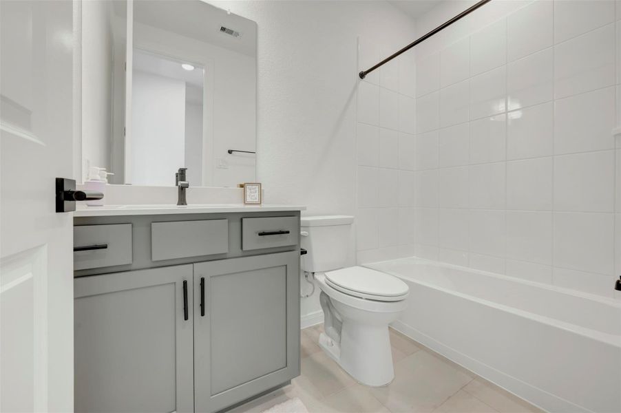 Furnished interior view inside a new home in Jordan Ranch - Terrace Collection, Fulshear (Image 15).