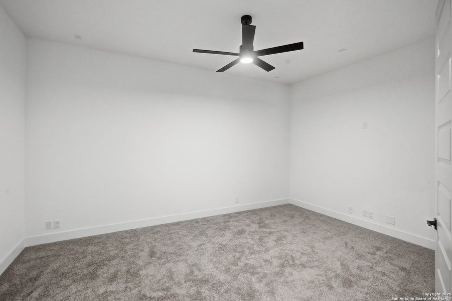 Spacious, unfurnished interior of a new home in Caliza Reserve, Boerne (Image 22). Spacious, unfurnished interior of a new home in Caliza Reserve, Boerne (Image 22).