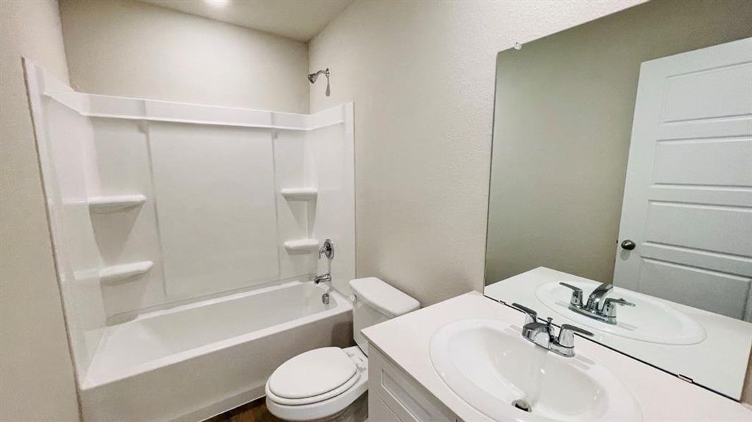 Furnished interior view inside a new home in Sunnycreek, Fort Worth (Image 5).