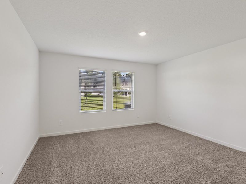 Spacious, unfurnished interior of a new home in Kings Preserve, Jacksonville (Image 12).