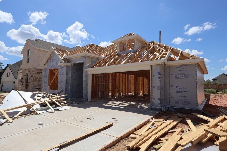 Let us show you how our advanced framing techniques have stood the test of time and allow more insulation for a quieter and more energy efficient home. Let us show you how our advanced framing techniques have stood the test of time and allow more insulation for a quieter and more energy efficient home.