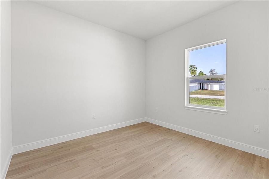 Spacious, unfurnished interior of a new home in , Ocala (Image 22).