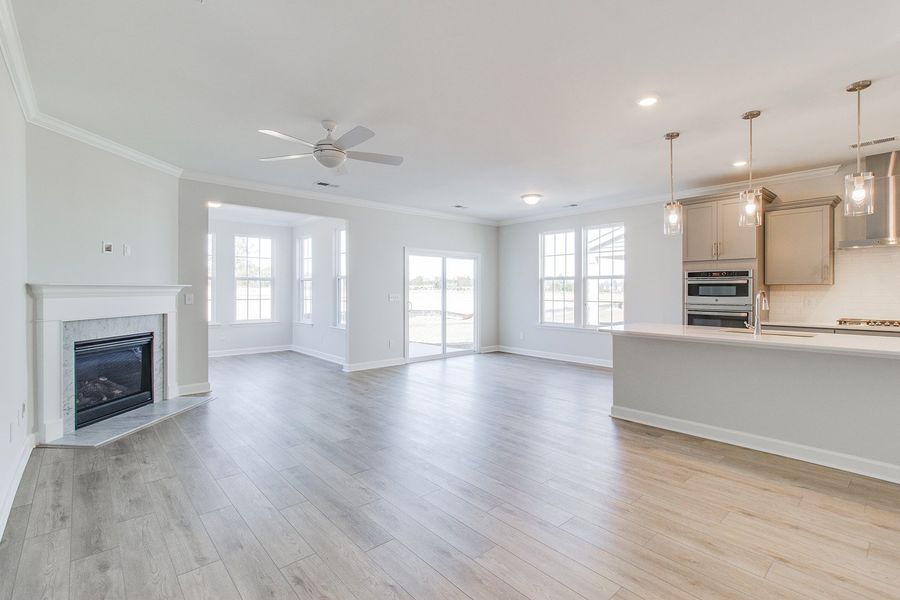 Spacious, unfurnished interior of a new home in Hendrix Farms, Lexington (Image 22).