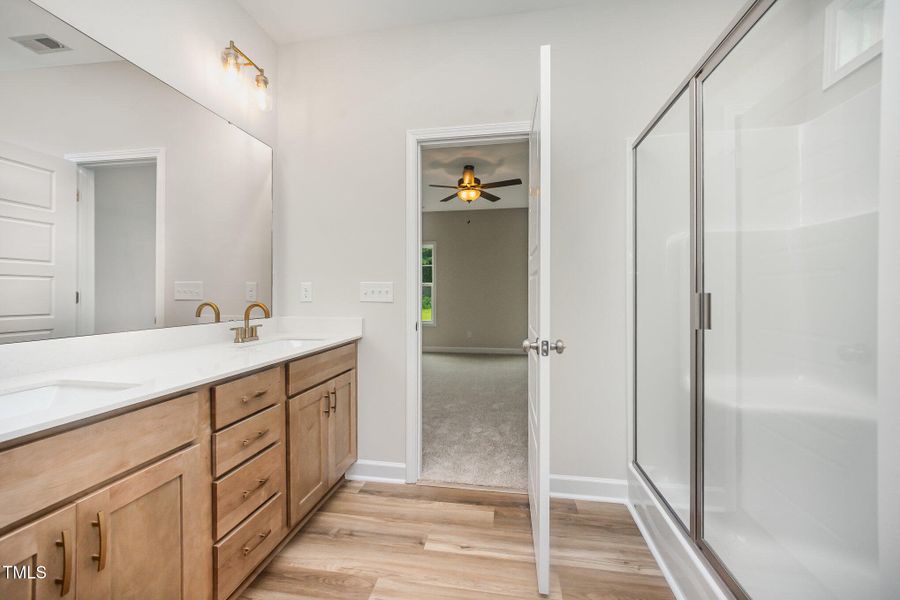 125 Tuskeegee - 18 125 Tuskeegee - 18