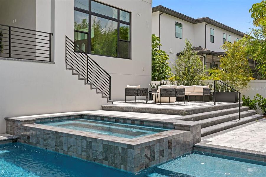 Exterior details and patio area of a home in , Tampa (Image 43).