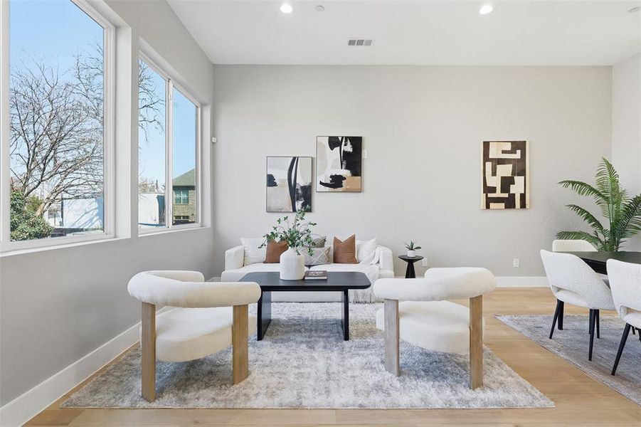 Furnished interior view inside a new home in , Dallas (Image 25).
