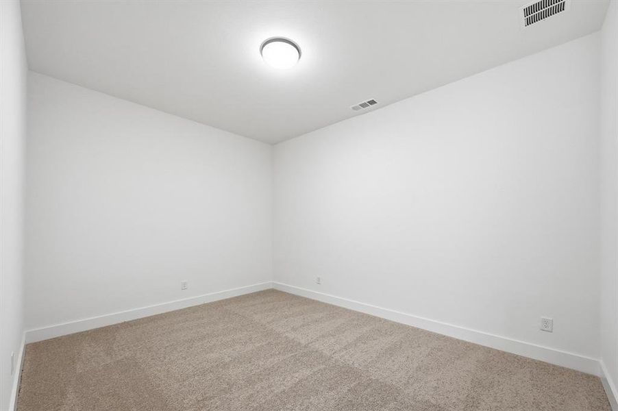 Spacious, unfurnished interior of a new home in Sonoma Verde, McLendon-Chisholm (Image 18).