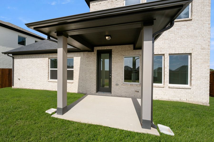 Exterior details and patio area of a home in Wildflower Ranch, Fort Worth (Image 4).