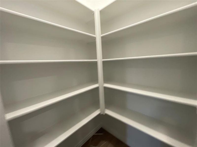 Close-up of interior finishes inside a home in Elevon, Lavon (Image 8).