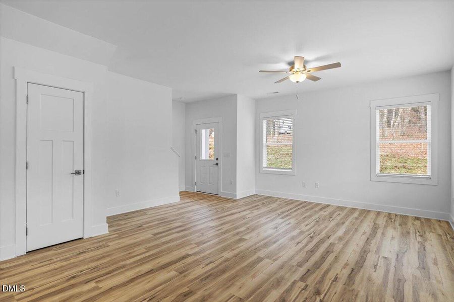 05-938 Jasmine - Open Peek Media-5