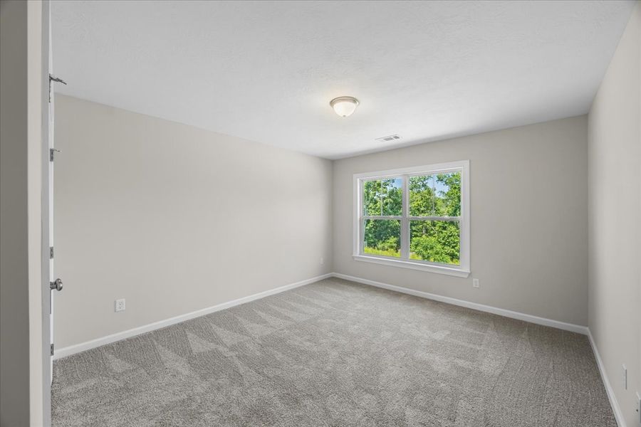 Spacious, unfurnished interior of a new home in Tillery Park, Grovetown (Image 24).