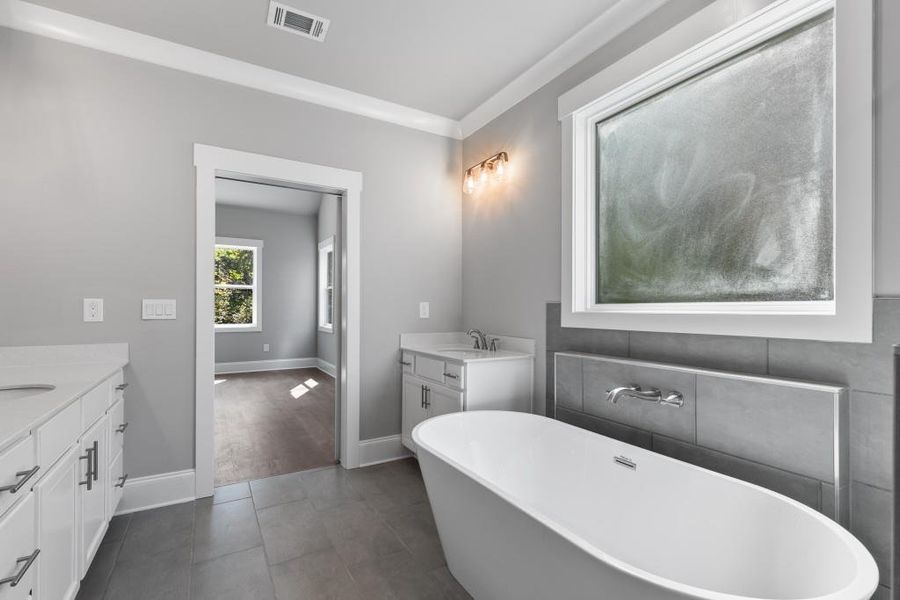 Furnished interior view inside a new home in , Dawsonville (Image 6).