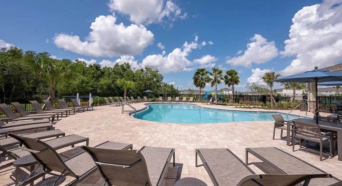 Community amenities in The Townhomes at Westview, Kissimmee (Image 24).