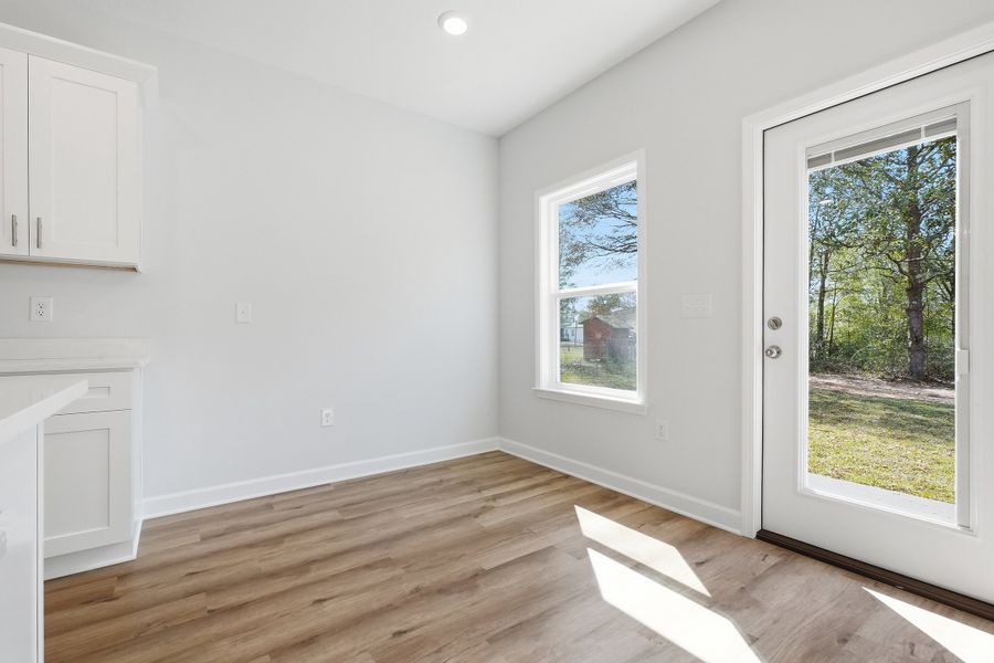 Spacious, unfurnished interior of a new home in , Crestview (Image 18).