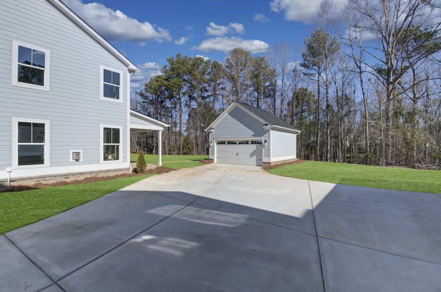 Image 58 of a home in Clubside Reserve at Summerlake.