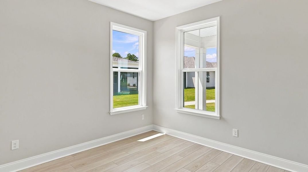Spacious, unfurnished interior of a new home in Sun City Hilton Head, Bluffton (Image 26).